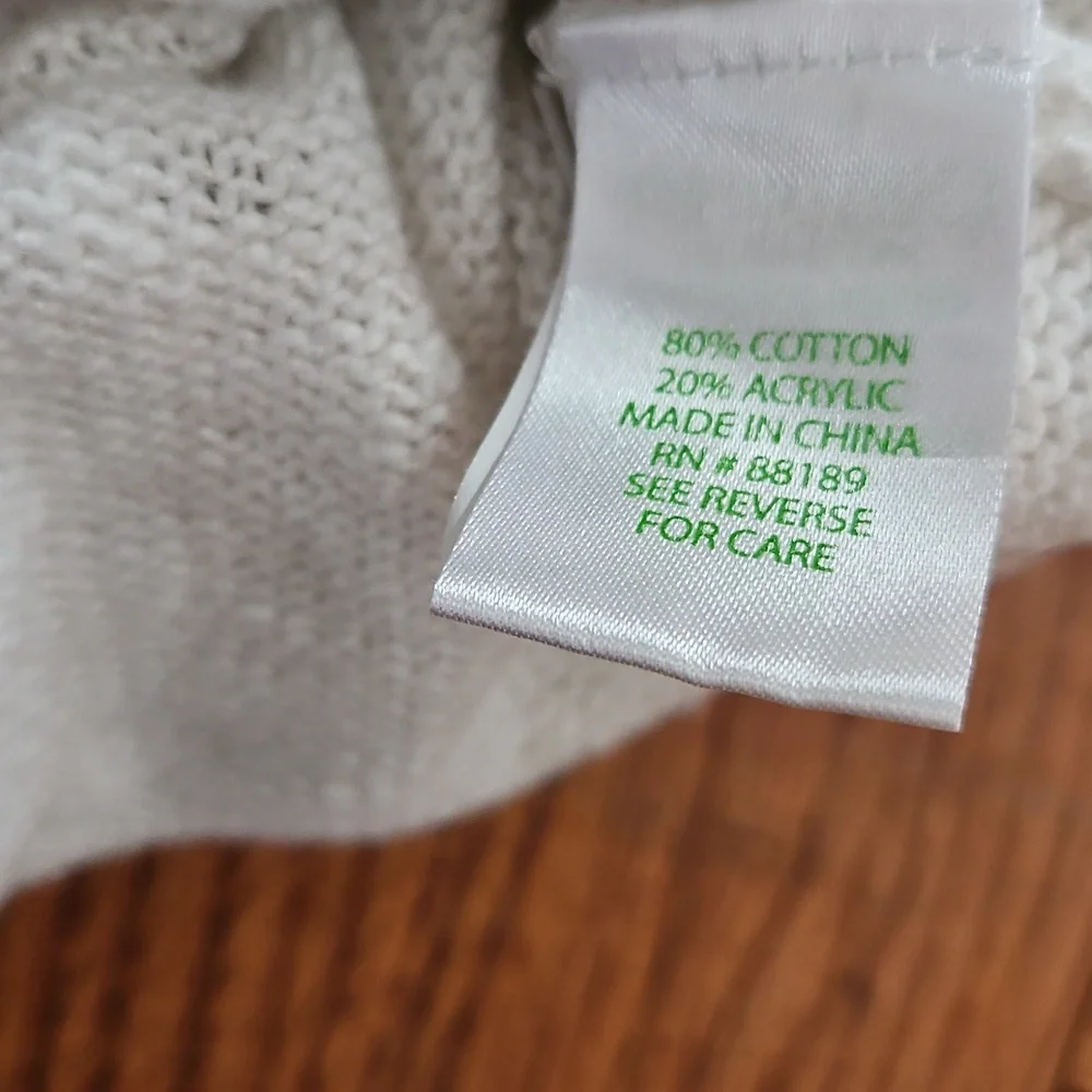 Lilly Pulitzer Beachy Sweater - Picture 4 of 4